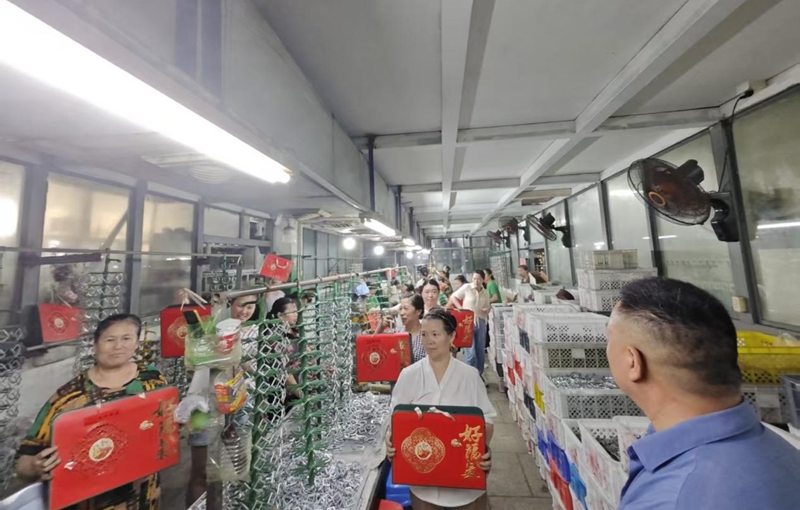 為溫州黔籍鄉(xiāng)親送去“家”的溫暖。