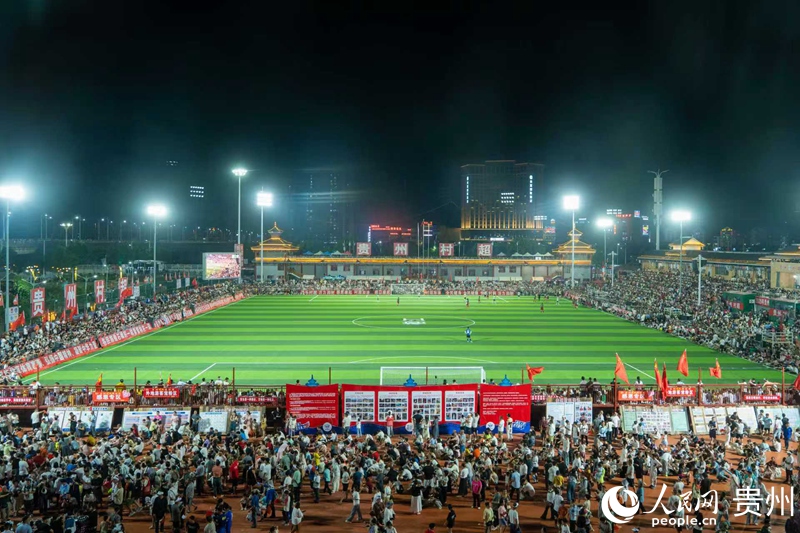 “村超”現場。人民網 陽茜攝