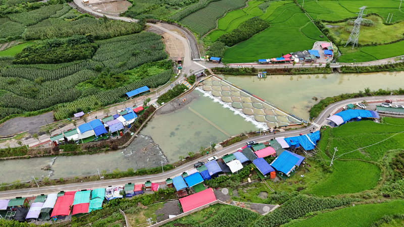 龍里縣龍山鎮余下村魚麟壩。