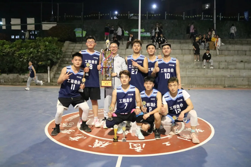 縣BA上的“46分先生”,校園里的追夢者。