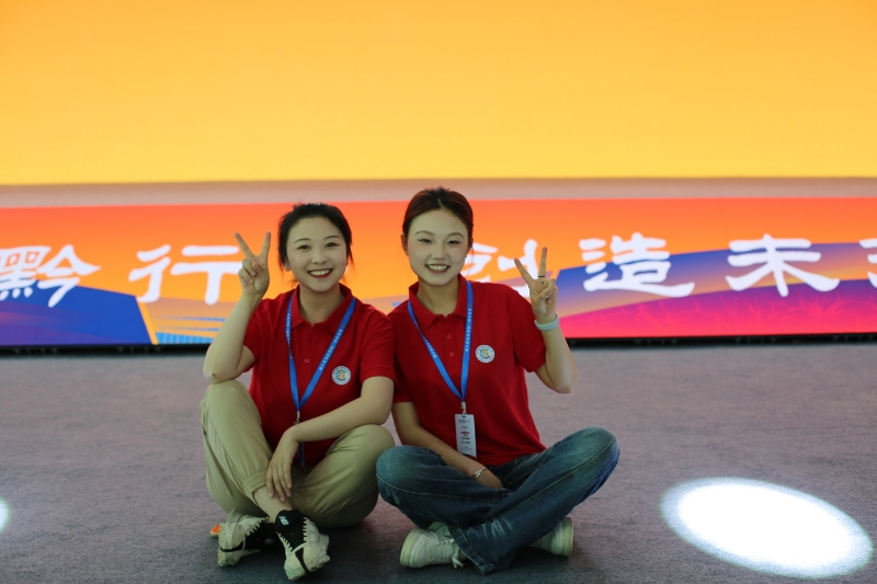 4.旅游管理系師生二人在貴州省第二屆職業(yè)技能大賽上均獲金牌。