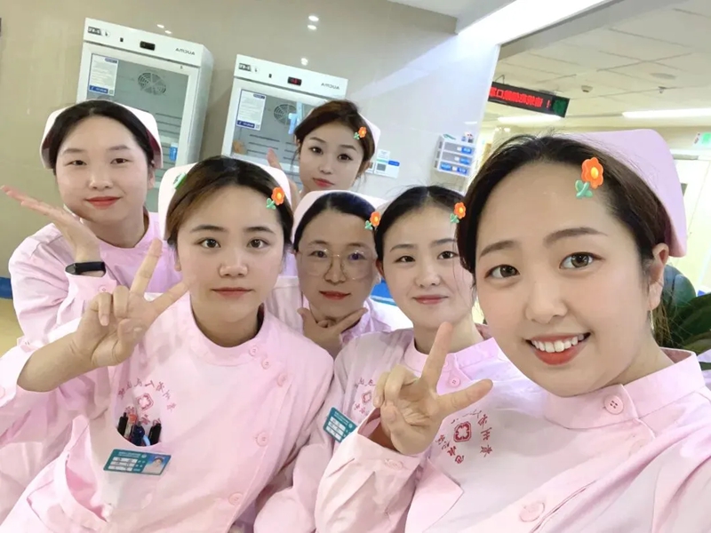 四小時“零誤差”!貴工商學子袁春1364天堅守詮釋“匠心護理”。