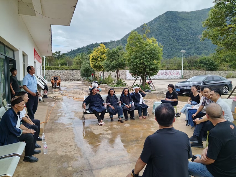 3、交流座談  。陳湘飚攝