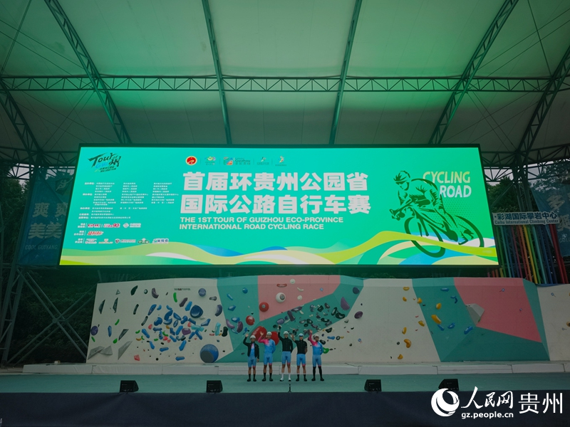 車隊代表。人民網 黃小桃攝