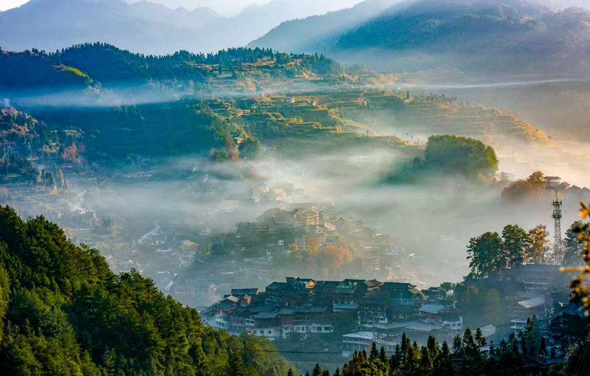苗疆圣地·和美雷山。
