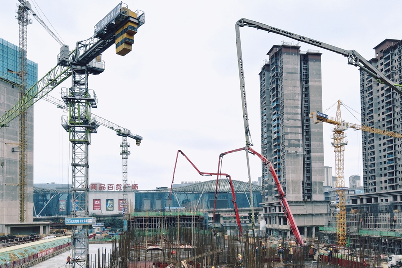 2 圖為施工現(xiàn)場(chǎng)