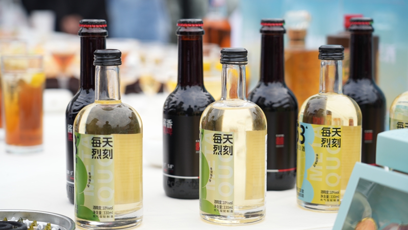 新產(chǎn)品展示。