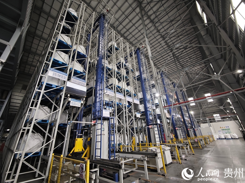 安達(dá)科技生產(chǎn)車間一角。人民網(wǎng) 黃小桃攝