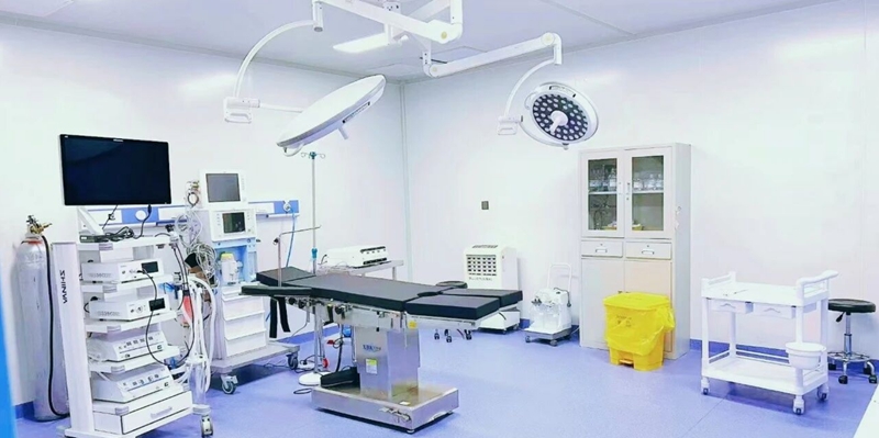 金沙縣安底鎮衛生院手術室 彭垚 攝.jpg