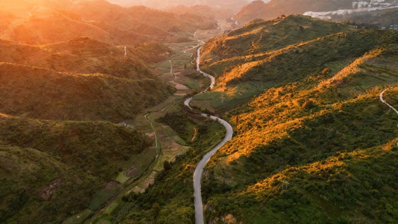 1 圖為省道318線風光.jpg