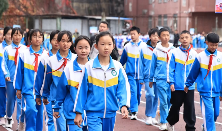 貴州獨山：24所學校1100余名運動員逐夢運動場