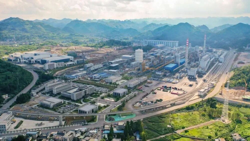 1 圖為貴州美錦華宇“煤—焦—氫”綜合利用示范項目。聞雙 攝.jpg