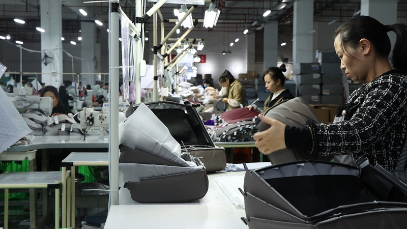 2、位于婁山關經開區的遵義森永科工有限公司的生產車間。