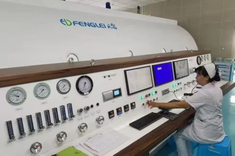 高壓氧治療為危重癥患者點亮生命新途。