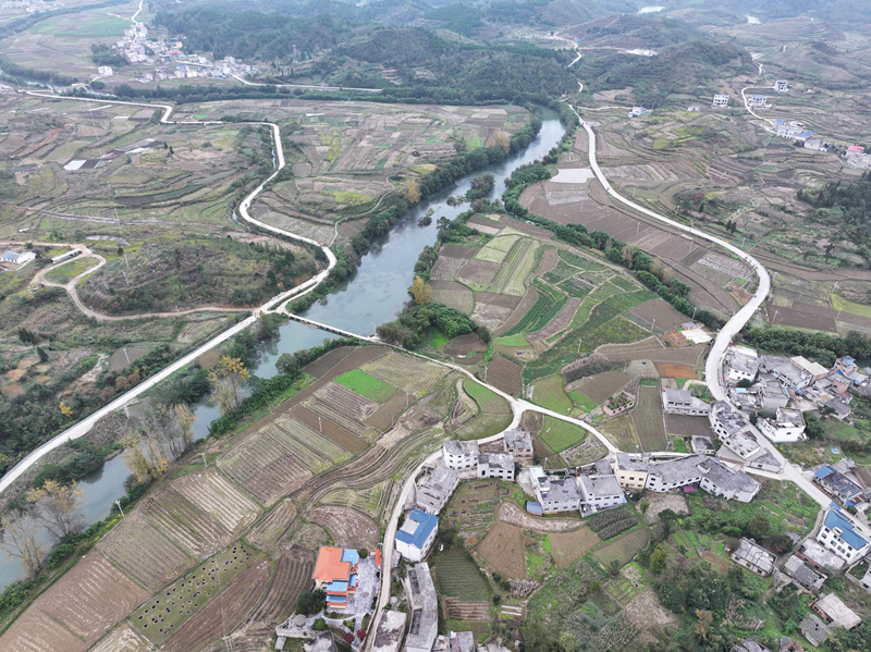 筑起40.8公里“生命護欄” 護航鄉村幸福路。