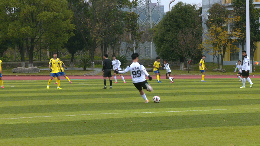 聚焦“省長杯”：中部賽區比賽在經開區正式打響。