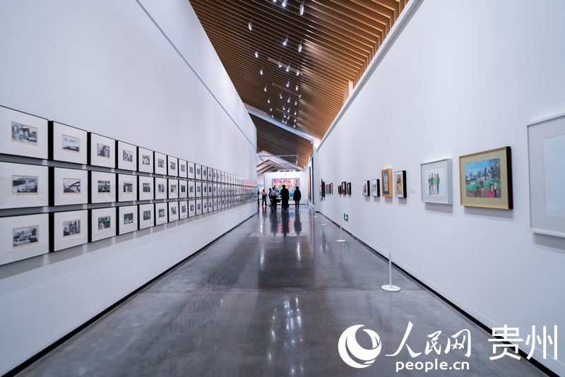 衡昌燒坊酒莊藝術中心,酒莊已然變身一座可感可賞的流動美術館。人民網記者 涂敏攝