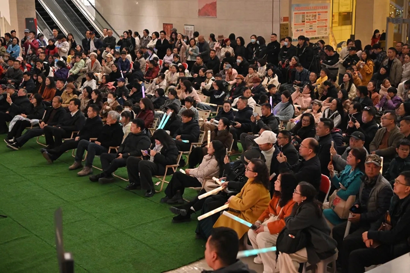 遵義“美術館之夜”活動現(xiàn)場。