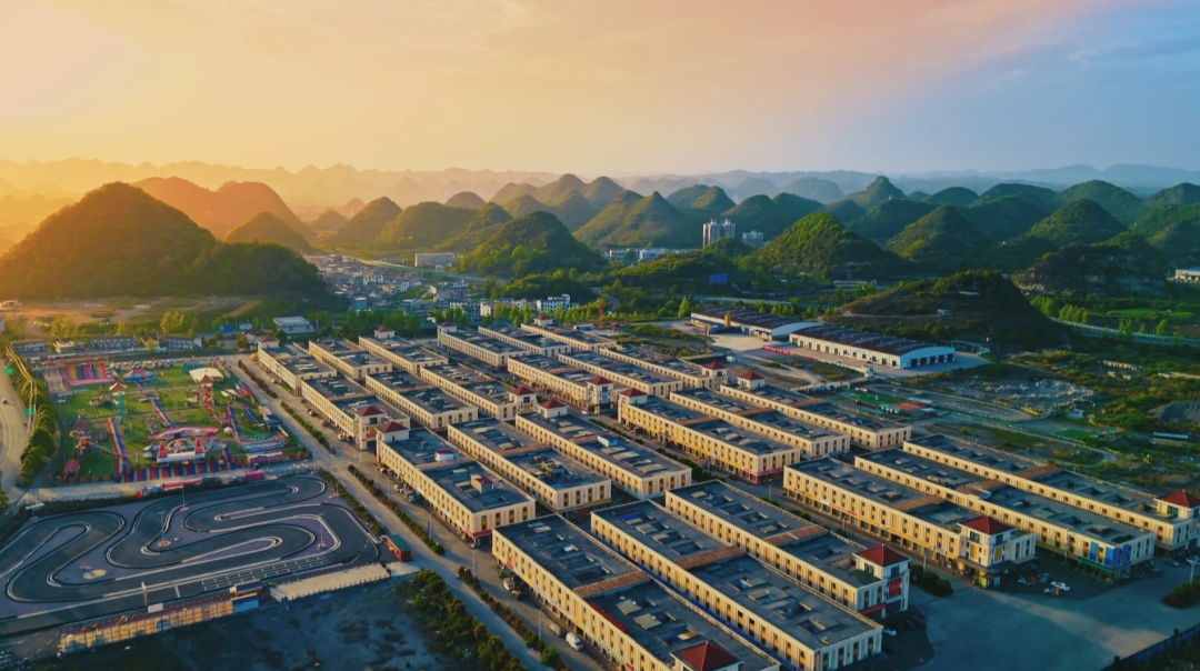 西秀區加快建設現代化產業體系。