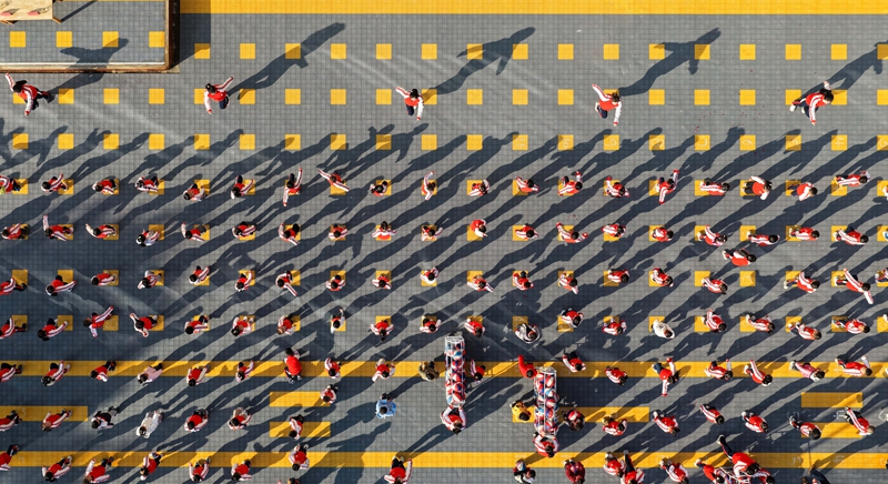 2025年11月27日，貴州省黔東南苗族侗族自治州施秉縣第四幼兒園的小朋友在參加籃球操。