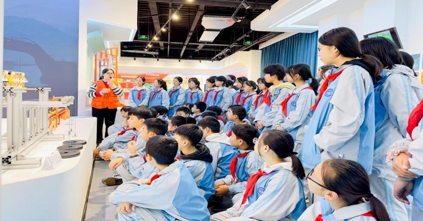 2.貴州青年文明號開放周風(fēng)采集錦。共青團(tuán)貴州省委供圖