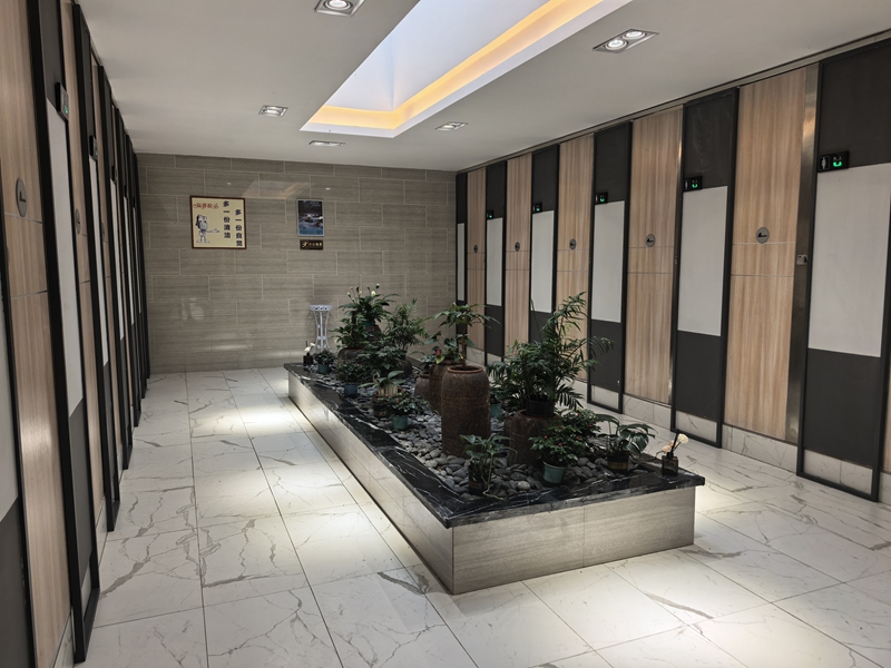 環境優美的衛生間。