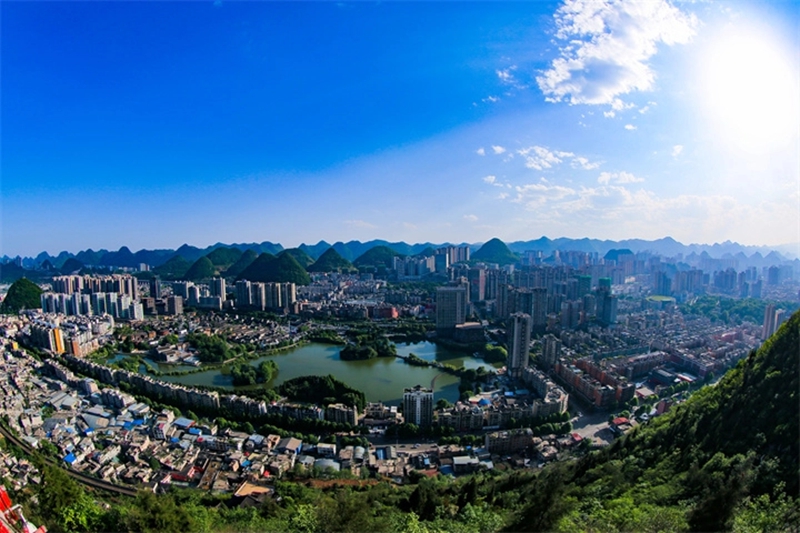 六盤水全景圖。趙樺 攝.jpg