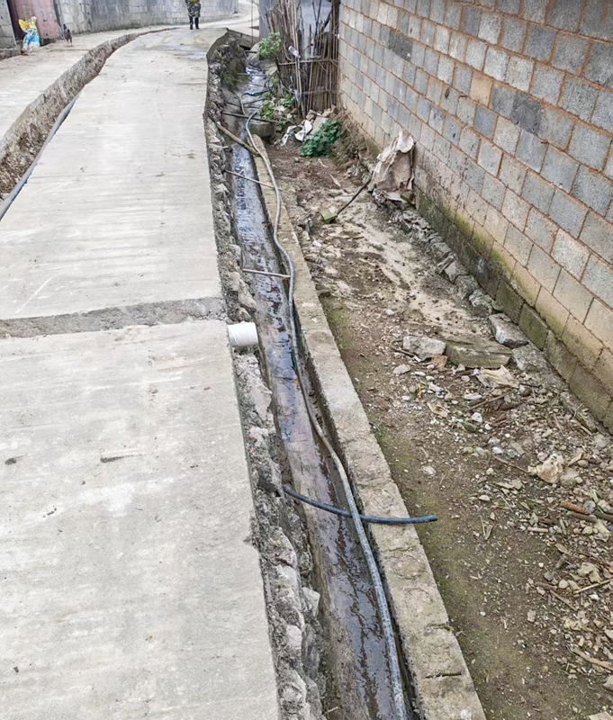 疏通后的排污管 (2).jpg