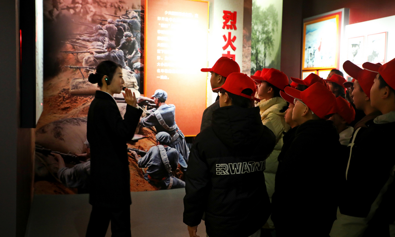 桐梓縣深化“館?！惫步▍f(xié)同機(jī)制，推動(dòng)18所中小學(xué)與縣內(nèi)7所紅色場(chǎng)館結(jié)對(duì)共建。桐梓融媒體中心供圖