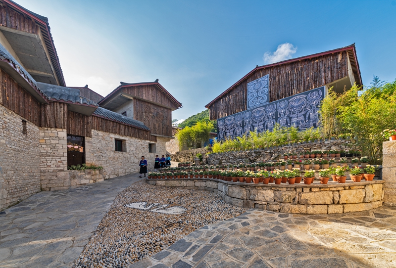 位于安順經開區的阿歪寨。婁勇平攝