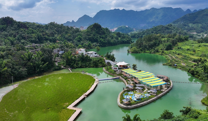 月亮灣康養度假村（劉文俊 攝）.jpg
