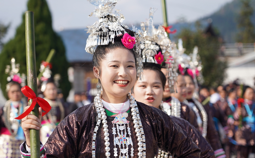 12月20日，在貴州省從江縣高增鄉美德村，侗族群眾在踩歌堂。