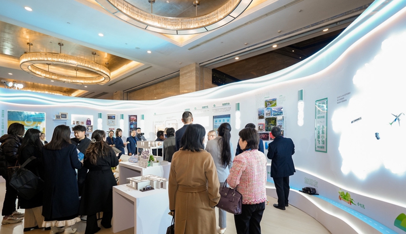 貴旅集團展臺前人頭攢動。主辦方供圖