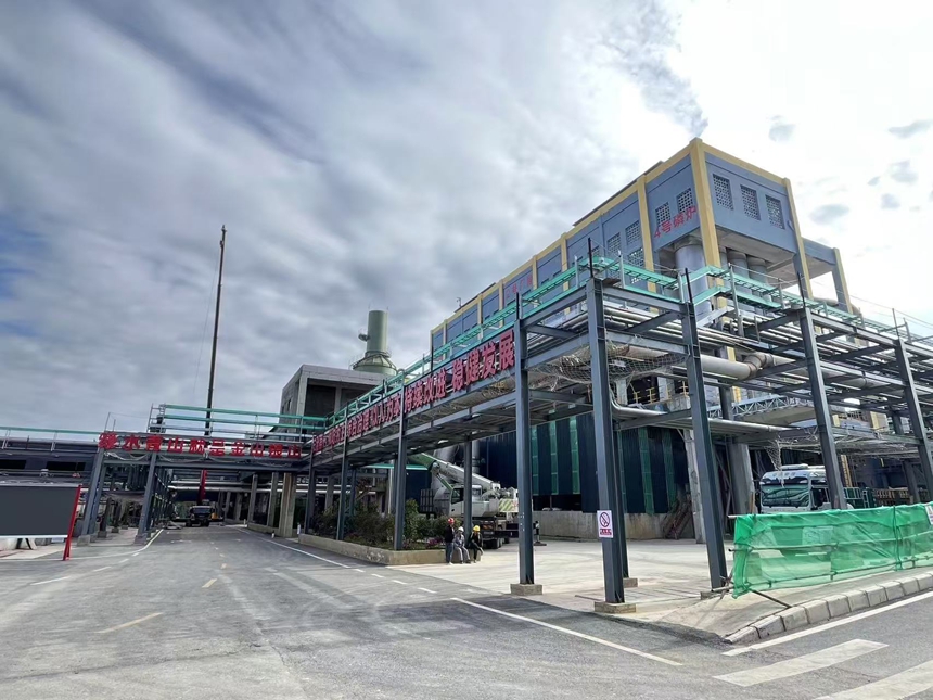 貴州新天鑫化工有限公司技改后的設備。