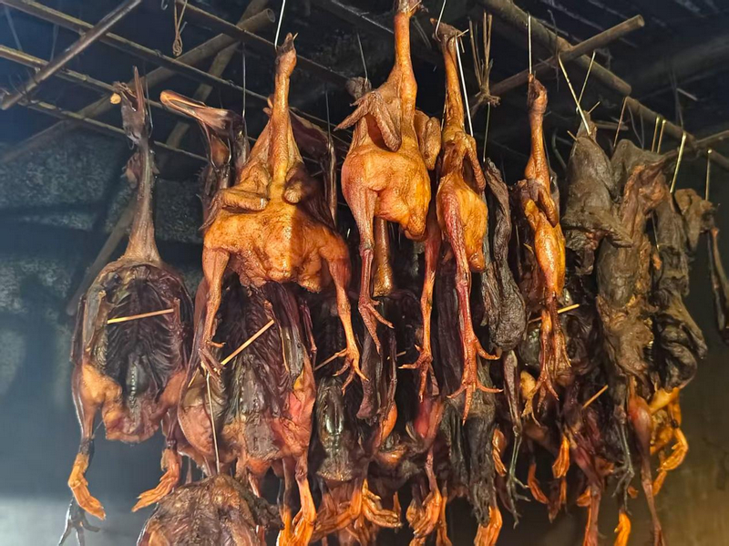 貴州玉屏：油茶醬香臘味飄香 跨界手藝成春節“新寵”。