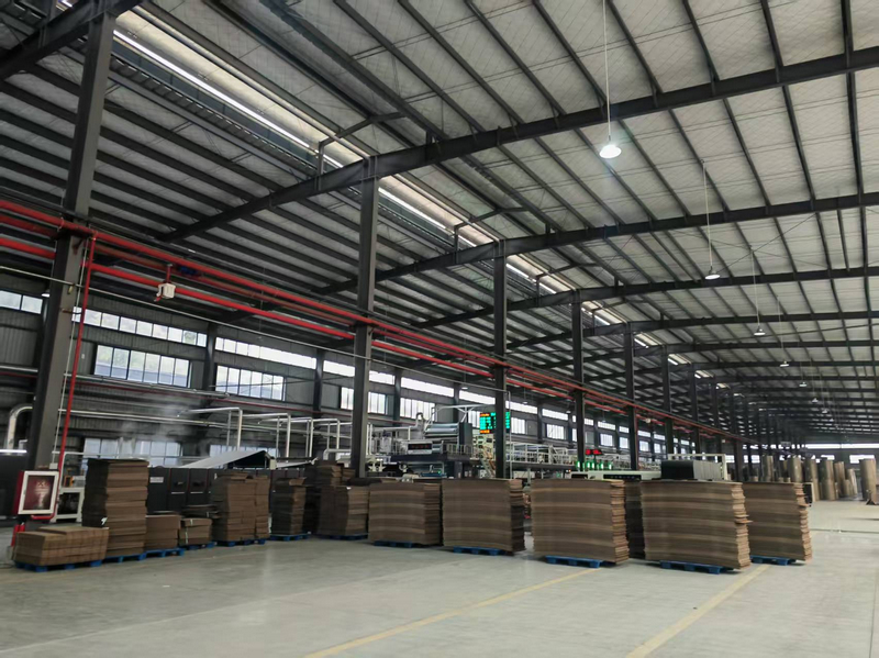 貴州嘉程包裝材料有限公司的生產(chǎn)車間。陳昱攝