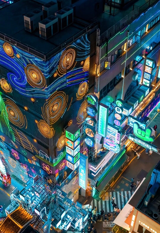 青云路步行街。