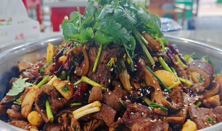 貴州思南：冬至羊肉香 煙火升騰暖寒冬