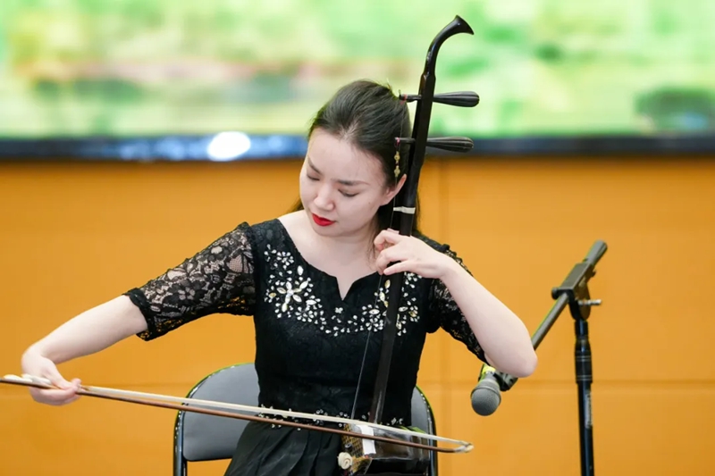 1.音樂會現(xiàn)場 (2)