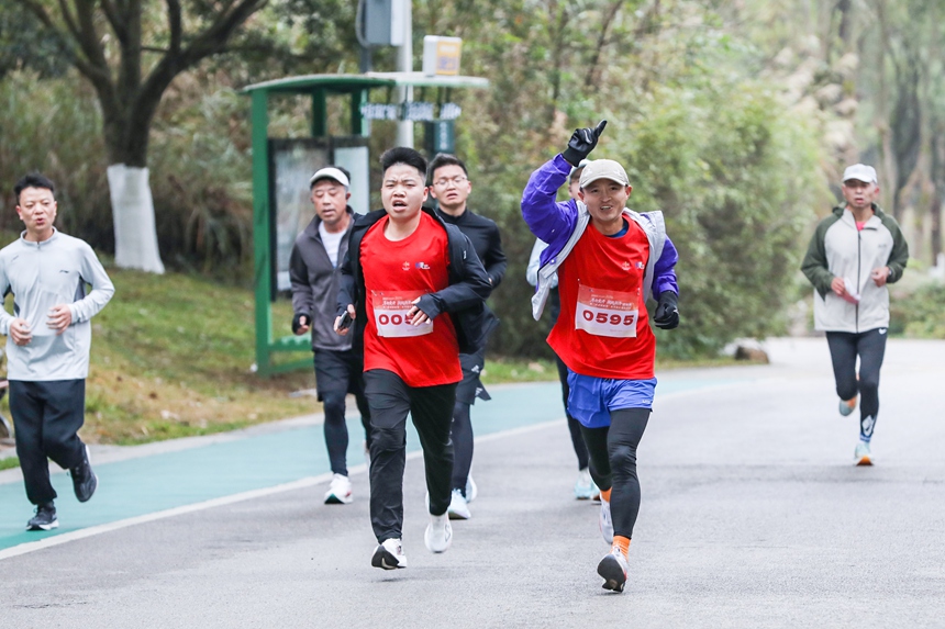 7.跑友臉上滿是喜悅