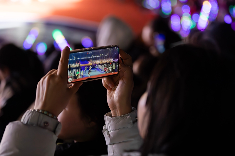 演出現(xiàn)場。