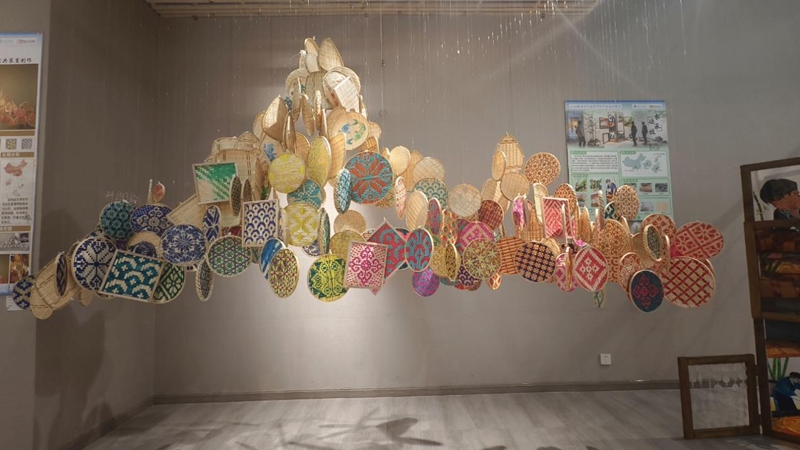 4“大美貴州·活力烏當”2026屆畢業作品展現場。 黎榮 攝.jpg