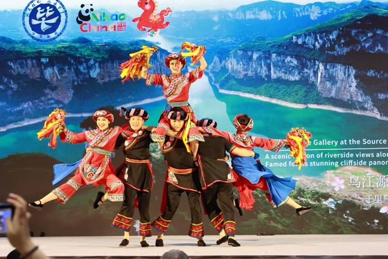 畢節國家級非遺《鈴鐺舞》驚艷亮相泰國 (1).jpg