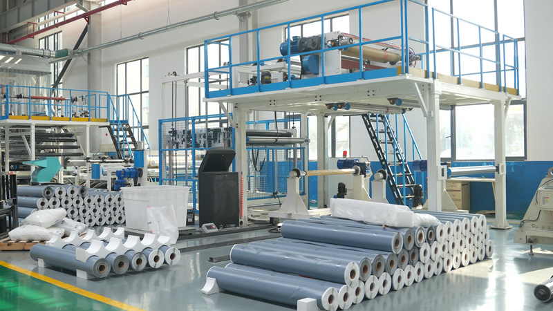 企業緊盯新訂單新市場 奮力開足馬力抓生產。