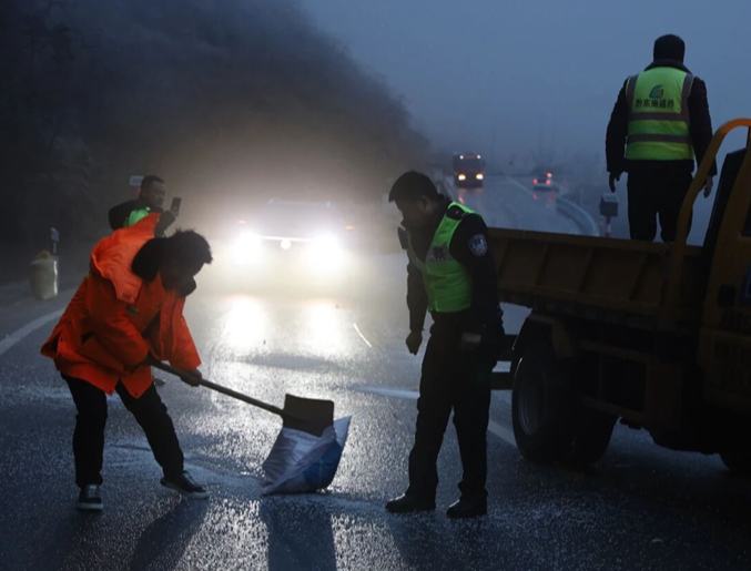 抗凝保暢守初心 貴州公路人全員奮戰護通途
