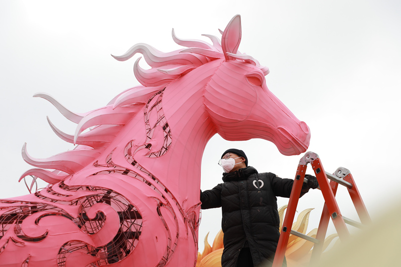 燈會布置現場。