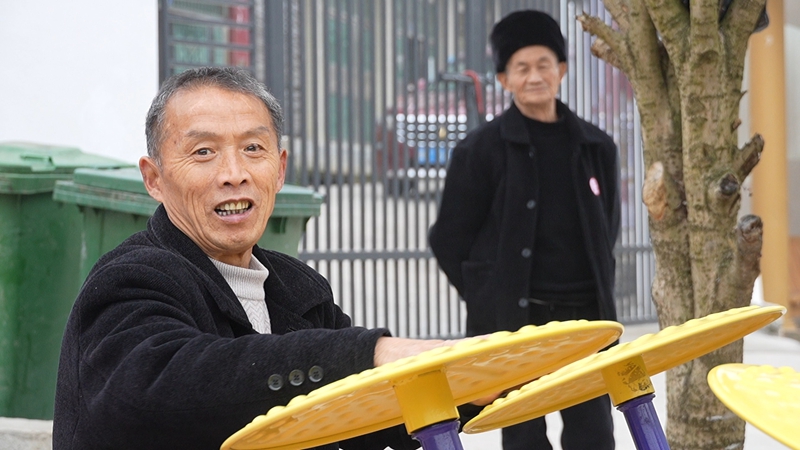 鍛煉(蘇暢莉 攝).jpg