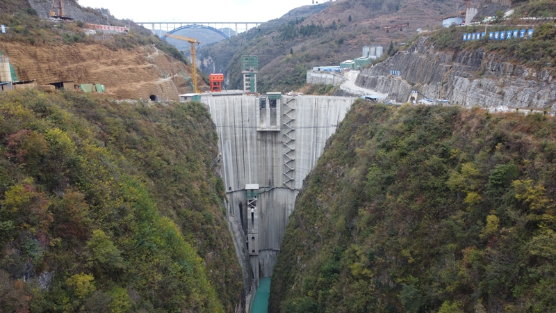 1 凹水河水庫。潘希來攝.jpg