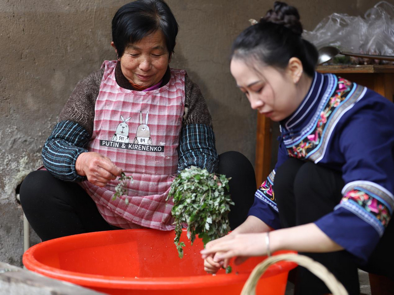 貴州玉屏:非遺棉菜粑飄香迎新春。
