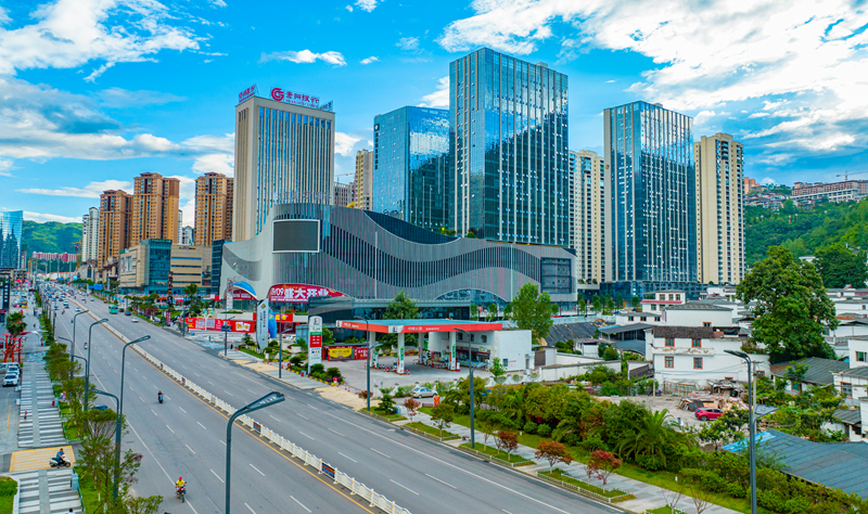 萬山城市美景圖。葉順強攝